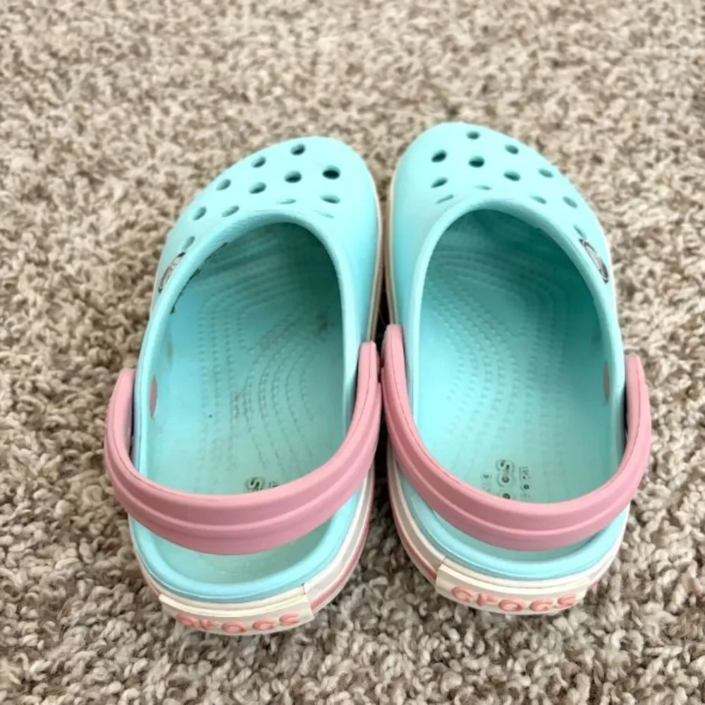 CROCS turquoise pink